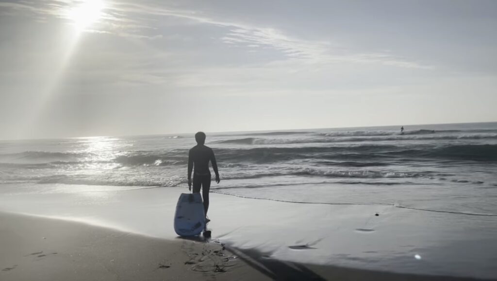 BEATER（ビーター）サーフボード CATCHSURF 波乗り夫婦こうへい